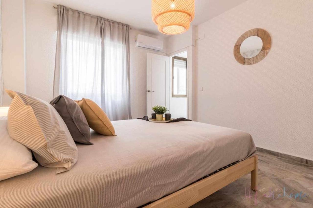 Apartamento a estrenar en pleno centro con garaje Huelva Exterior foto