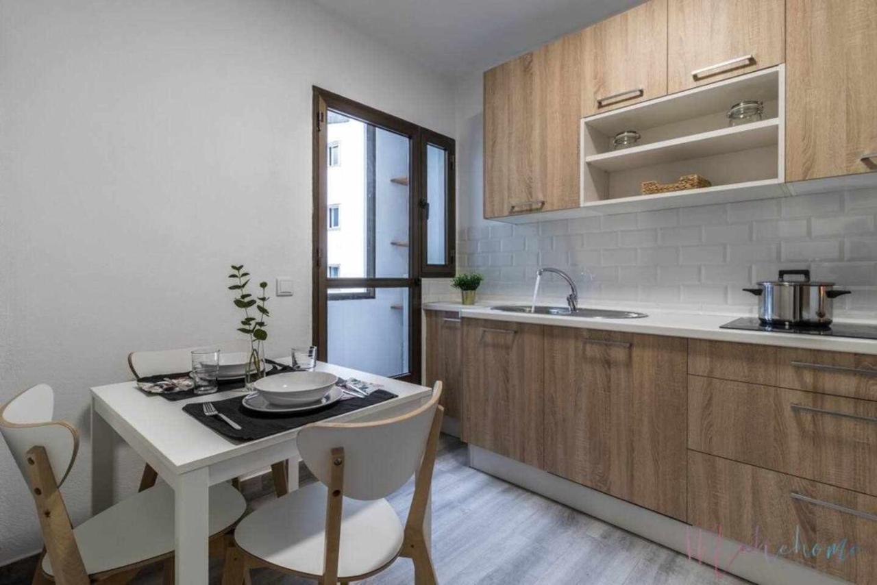 Apartamento a estrenar en pleno centro con garaje Huelva Exterior foto