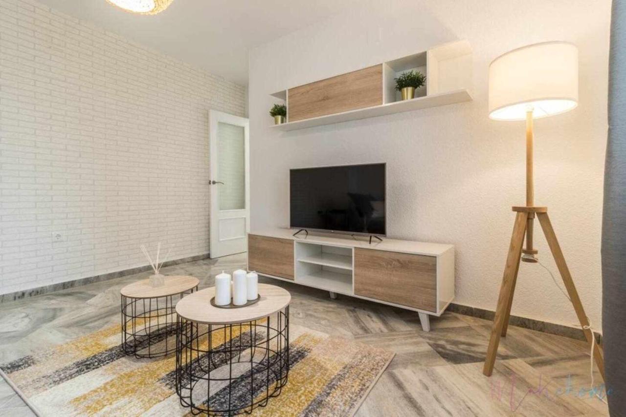 Apartamento a estrenar en pleno centro con garaje Huelva Exterior foto